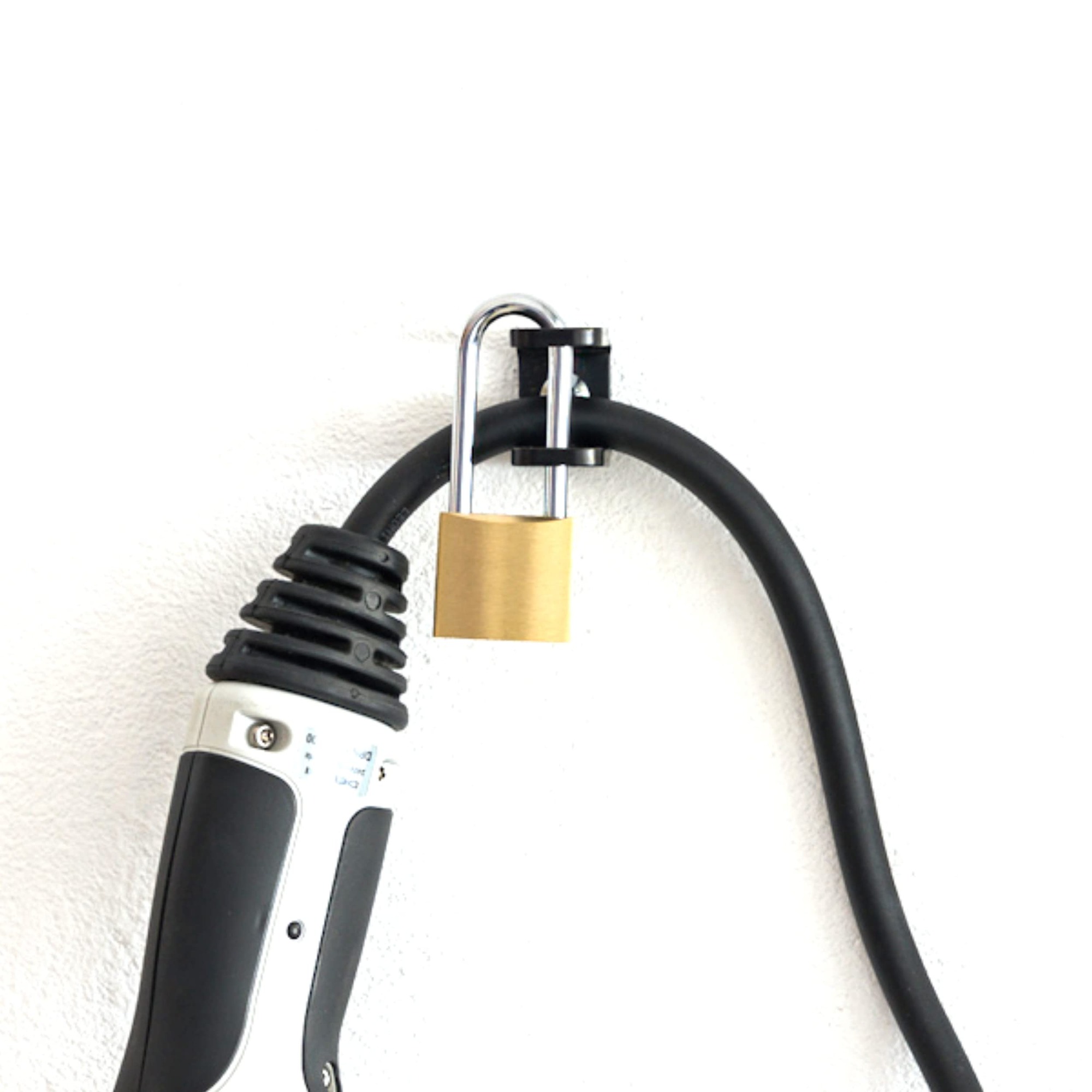 Chi tiết này của trụ sạc xe điện đang bị trộm rất nhiều: Xe không thể sạc, hãng thay đồ mới tốn ít nhất hơn 30 triệu đồng - Ảnh 2