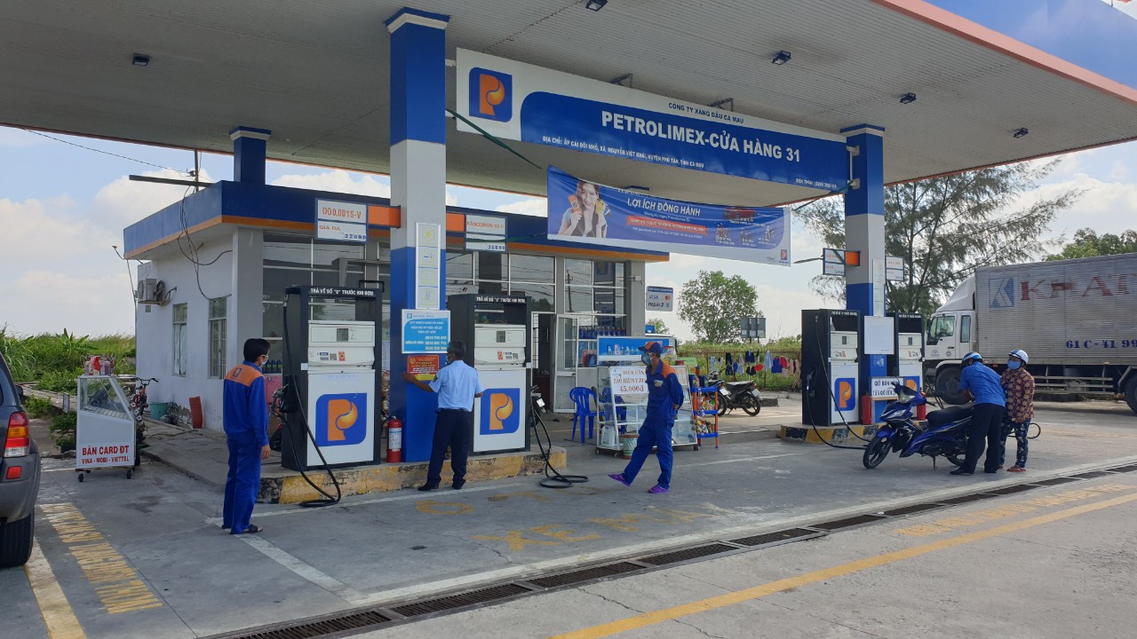 Nhiều địa phương vào cuộc siết chặt kiểm soát thị trường xăng dầu - Ảnh 3