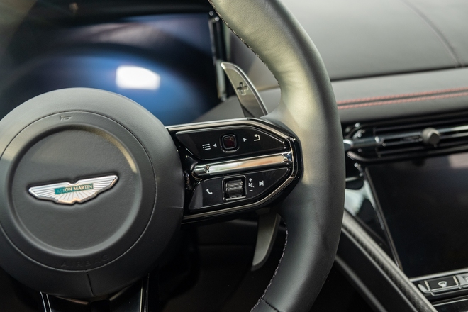 Aston Martin DB12 ra mắt Việt Nam: Giá từ 19,5 tỷ, đại gia thích mui trần hay option riêng vẫn đặt được nhưng cần chờ đợi - Ảnh 15