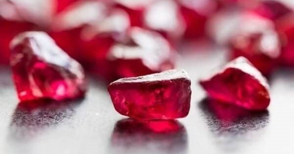 "Ruby đỏ" của Việt Nam được người Trung Quốc mê mẩn nay bỗng thành hàng hiếm: giá tăng cao gấp đôi, sản lượng thấp nhất trong lịch sử