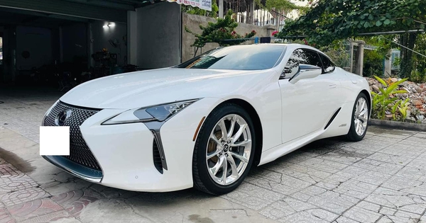 Giữ giá như Lexus LC 300h, chạy 3 năm khấu hao mỗi km chỉ bằng 1 lít xăng