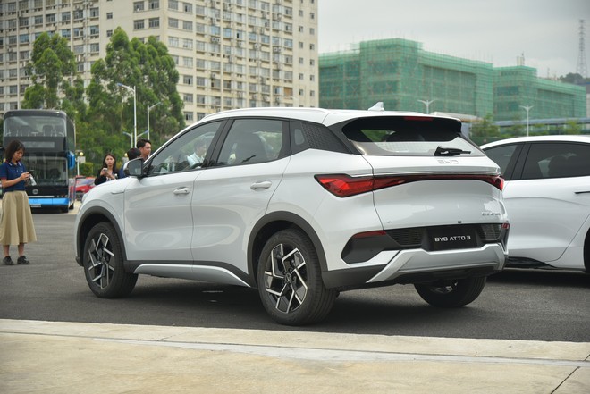 Đại lý nhận cọc 3 xe BYD, báo ra mắt tháng sau: Nhiều phân khúc, có mẫu ngang cỡ CX-5, Camry, chạy 700km/sạc - Ảnh 3