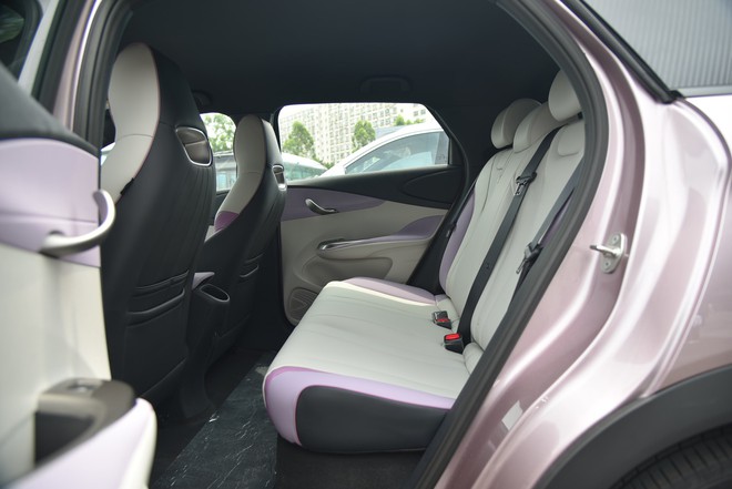 Đại lý nhận cọc 3 xe BYD, báo ra mắt tháng sau: Nhiều phân khúc, có mẫu ngang cỡ CX-5, Camry, chạy 700km/sạc - Ảnh 16