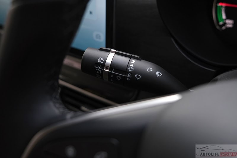 MPV mới này của BYD mà về Việt Nam thì Innova phải dè chừng: Nhiều trang bị hiện đại, chạy 500km/sạc - Ảnh 27