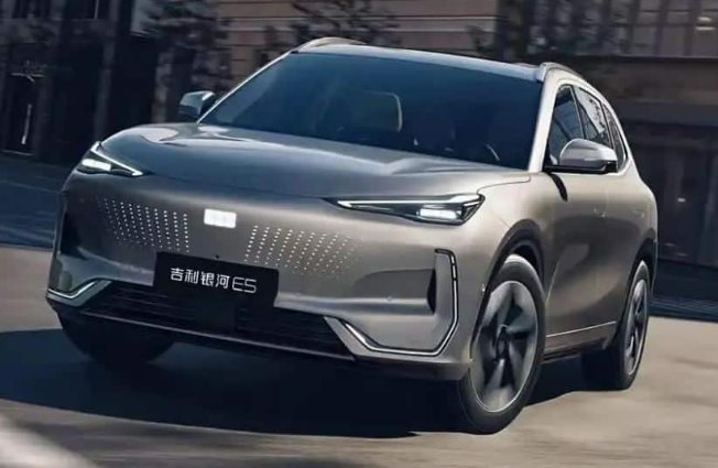 Mẫu SUV giá rẻ đối đầu Mazda CX – 5 chính thức trình làng: Giá quy đổi hơn 500 triệu đồng, phạm vi hoạt động kết hợp 2.000 km - Ảnh 3