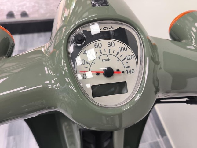 Honda Super Cub 110 2024 giá hơn 80 triệu đồng ở Việt Nam - Ảnh 4