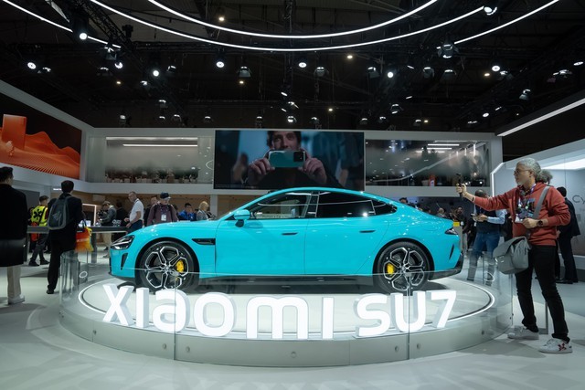 14 năm chỉ chuyên điện thoại, đồ gia dụng, tập đoàn Trung Quốc vừa làm xe điện đã khiến cả nước trầm trồ: Chỉ mất 3 năm phát triển nhờ bắt chước Tesla, biến ô tô thành ‘cỗ máy di động’ thông minh nhất thế giới - Ảnh 1