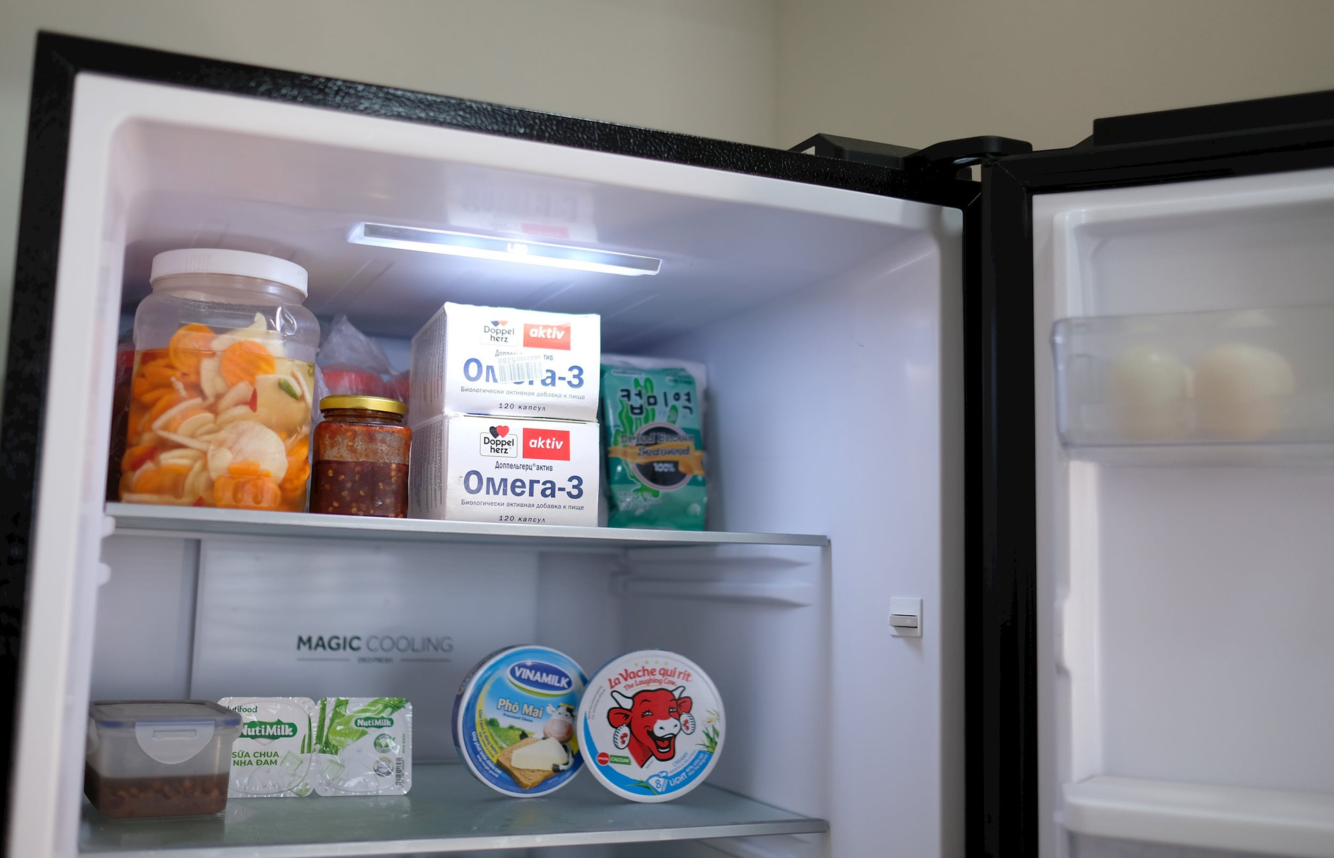 Đây là mẫu tủ lạnh 'ngon-bổ-rẻ' từ Aqua với ngăn đông dưới, thiết kế Color AI độc đáo, giá 15 triệu đồng - Ảnh 7