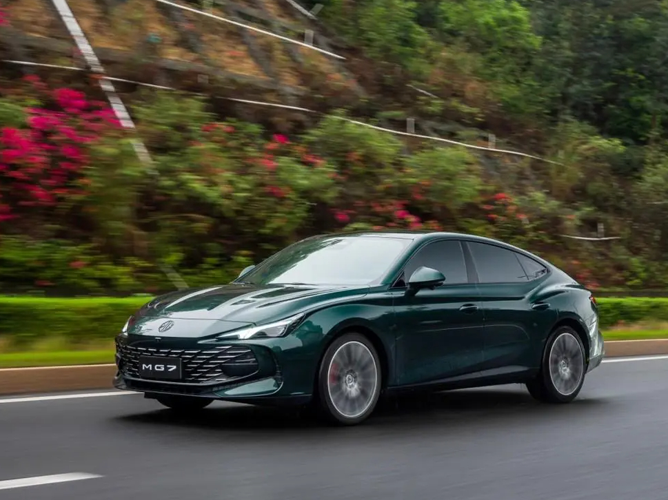 Đại lý nhận cọc MG7, báo về Việt Nam tháng 7: Giá dự kiến hơn 700 triệu, cạnh tranh BYD Seal cũng sắp ra mắt - Ảnh 2