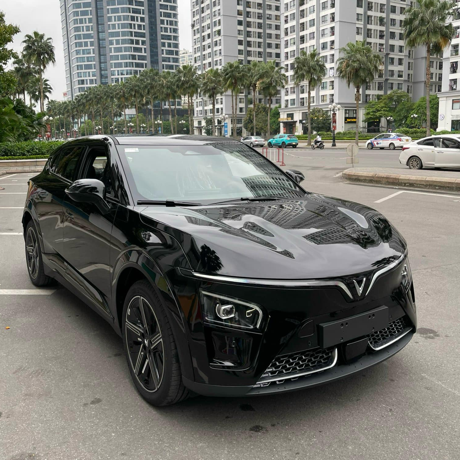 VinFast VF 7 đi 600km rẻ hơn 150 triệu so với giá mới, người bán khẳng định đây là chiếc cũ đầu tiên trên thị trường - Ảnh 3