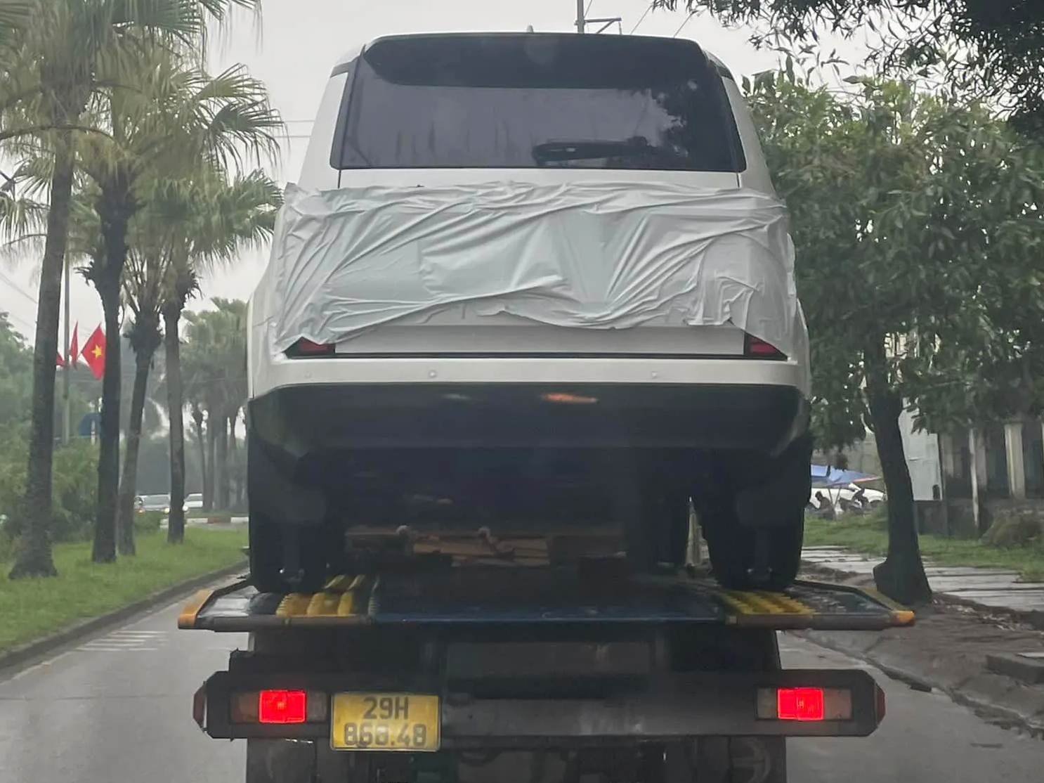 Lexus GX 2024 đã về Việt Nam: Bản Luxury giá dự kiến gần 6 tỷ, dễ thành hàng hot với nhiều thay đổi, vuông vức như 'Mẹc G' - Ảnh 2