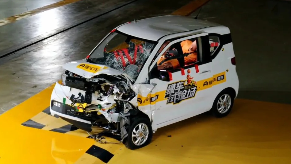 VinFast VF 3 giá chỉ 240 triệu: Xe điện nhỏ có đủ an toàn? - Ảnh 7