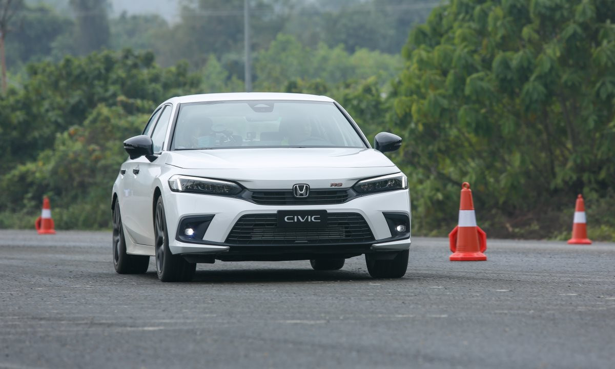 Phân khúc xe huy hoàng một thời giờ doanh số siêu thảm: 5 mẫu xe cộng lại chỉ bán 900 chiếc/tháng, xe ‘quốc dân’ cũng chẳng ai ngó - Ảnh 3