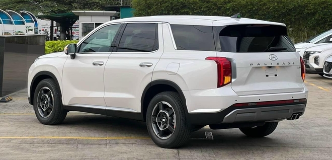 Giảm 120 triệu tại đại lý, giá bán của Hyundai Palisade còn thấp hơn cả 'đàn em' Santa Fe hybrid - Ảnh 6