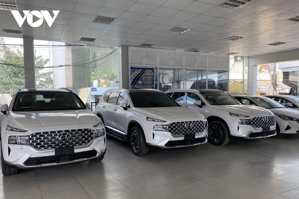 Tổng quan thị trường ô tô tháng 4: Xe gầm cao vẫn áp đảo, MPV bất ngờ vượt sedan - Ảnh 11