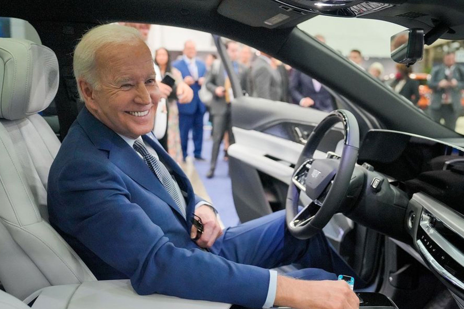 ‘Hyundai, Kia cần đầu tư nhiều hơn vào Việt Nam để tránh phụ thuộc Trung Quốc và bị Mỹ áp thuế nặng’ - Ảnh 1