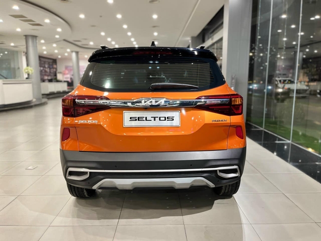 Đại lý xả hàng tồn, Kia Seltos giảm giá đến 50 triệu đồng: Bản cao cấp nhất rẻ hơn HR-V tiêu chuẩn, khách mua phải đánh đổi đời xe - Ảnh 5