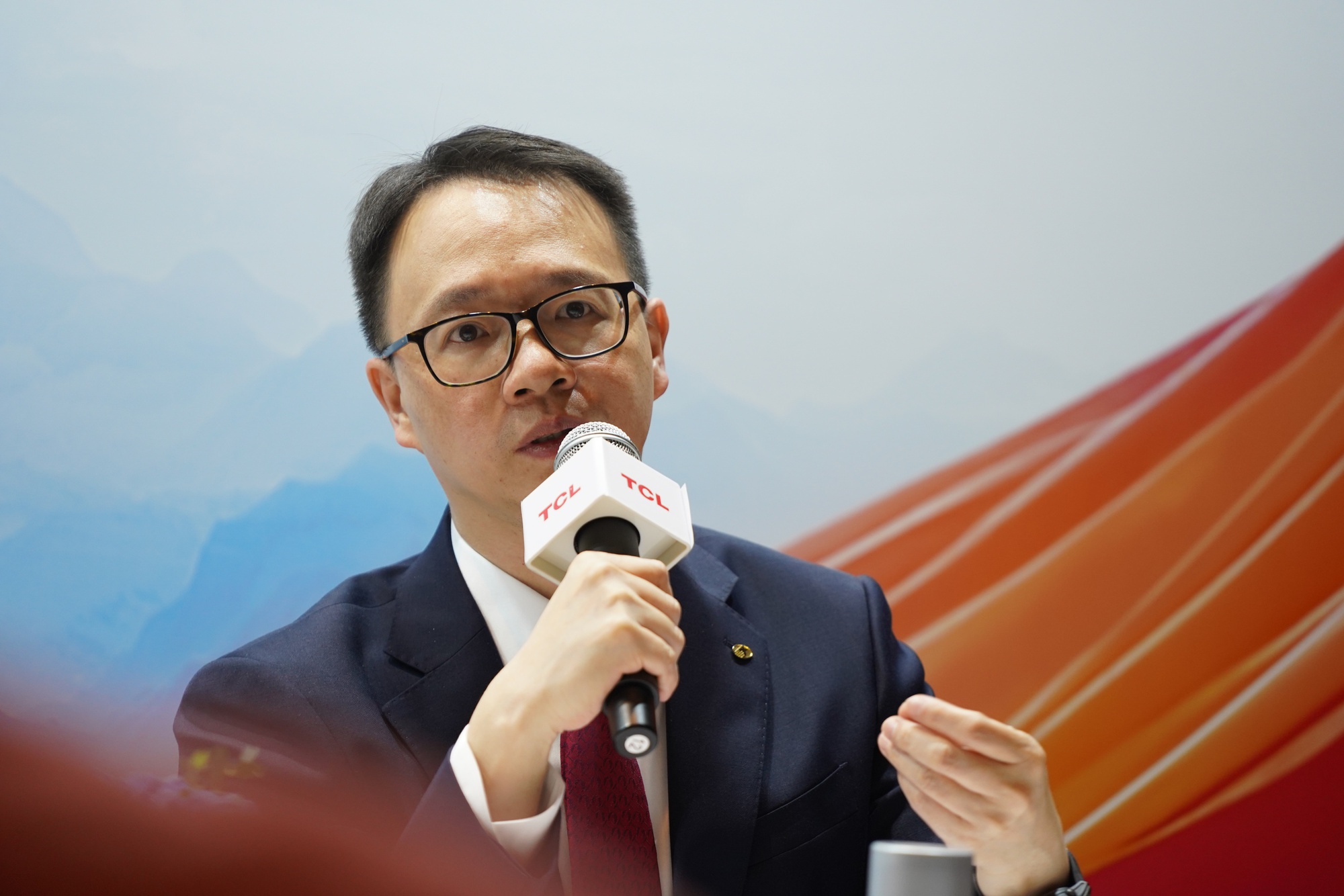 Bị nghi ngờ về khả năng cạnh tranh ở phân khúc cao cấp, sếp TCL lấy minh chứng về xe máy Trung Quốc từng một thời "ám ảnh" người Việt - Ảnh 1