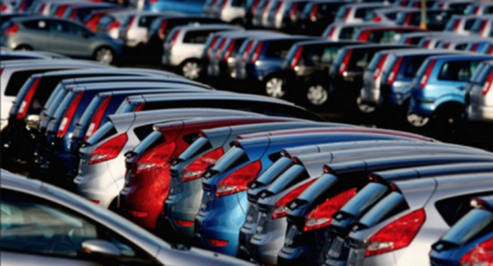 Loạt ô tô giảm giá cả trăm triệu đồng ngay trong tháng 5 - Ảnh 3