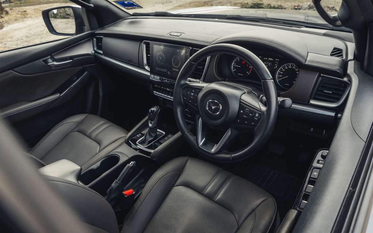 Mazda BT-50 âm thầm bị rút khỏi thị trường Việt Nam - Ảnh 5