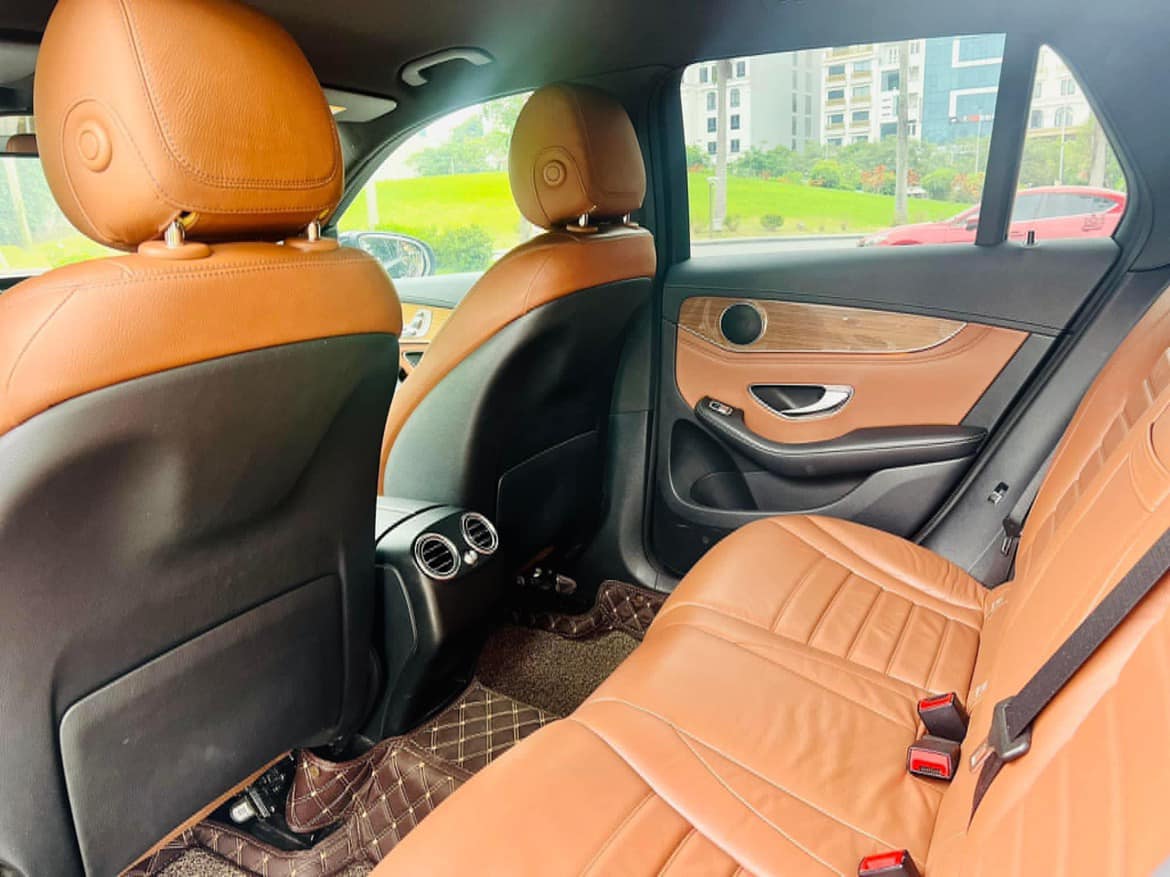 Mua Mercedes GLC của showroom xe cũ 4 tháng chưa sang tên được, nữ chủ xe tuyệt vọng: ‘Thấy dấu hiệu bị lừa, có ô tô mà không dám đi’ - Ảnh 5