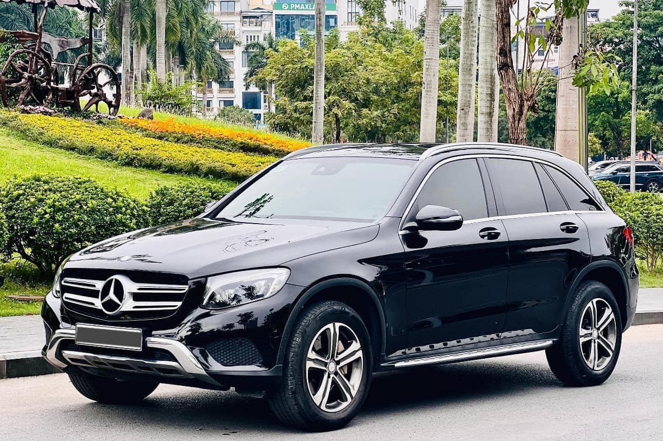 Mua Mercedes GLC của showroom xe cũ 4 tháng chưa sang tên được, nữ chủ xe tuyệt vọng: ‘Thấy dấu hiệu bị lừa, có ô tô mà không dám đi’ - Ảnh 2