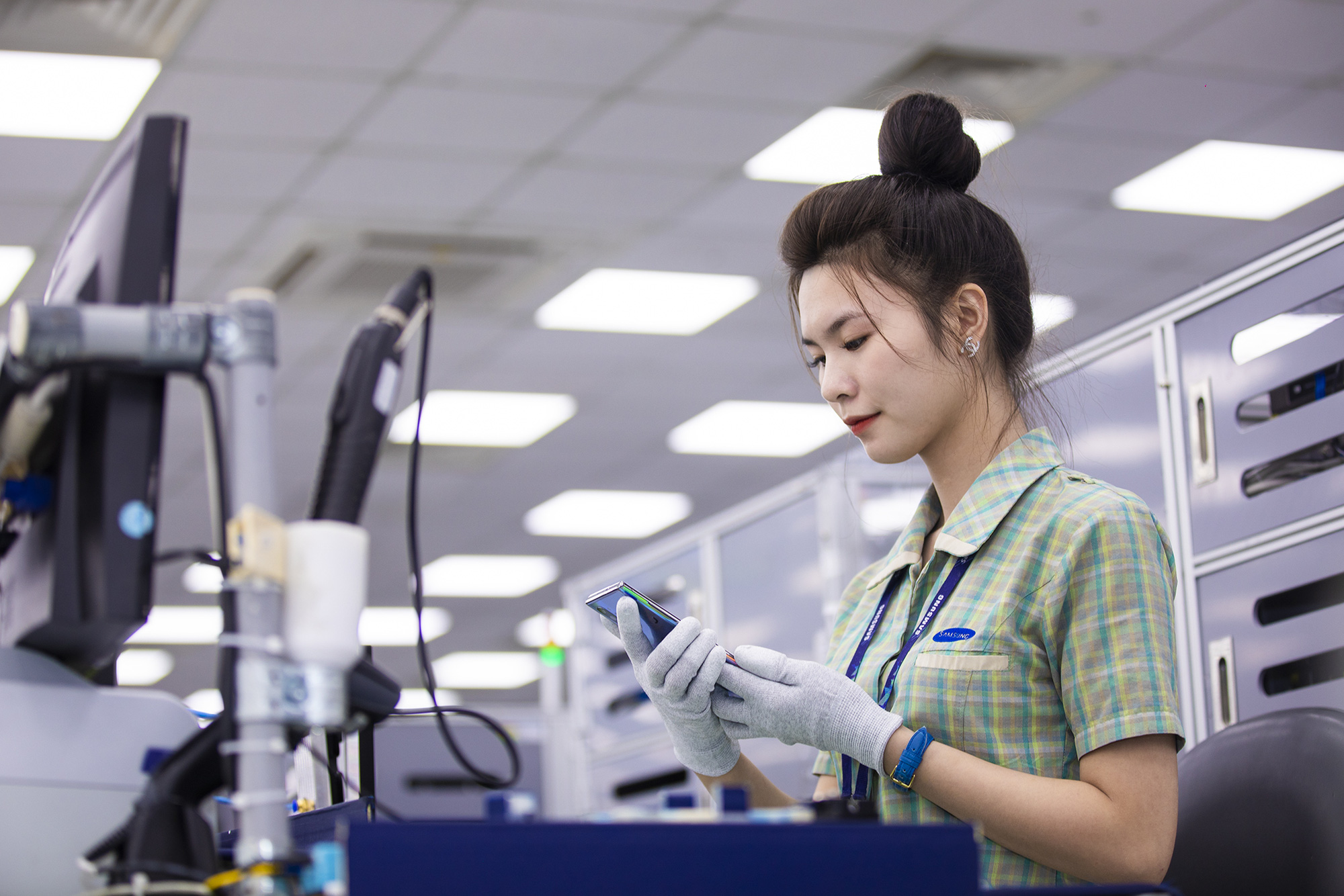 'Kho báu' trên đất liền, 4 tháng thu 21 tỷ USD, được EU, Mỹ săn đón nhiệt tình - Ảnh 1