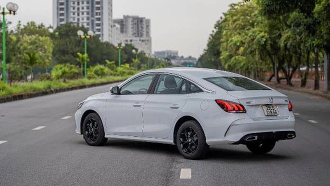 Dưới 530 triệu chọn Hyundai Accent đặc biệt nhiều công nghệ hay MG5 bản tiêu chuẩn vì rộng rãi? - Ảnh 12