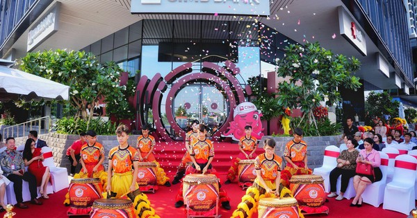 CIMB khai trương chi nhánh mới và trung tâm khách hàng ưu tiên tại Thành phố Hồ Chí Minh