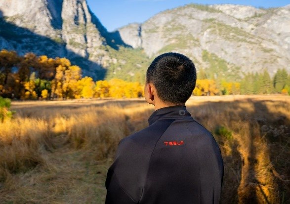 ĐẮNG: Làm việc 12 tiếng/ngày, ngủ trong ô tô và tắm tại nhà máy để tiết kiệm thời gian, giám sát sản xuất của Tesla vẫn bị sa thải sau 5 năm ‘đổ mồ hôi, sôi nước mắt’ - Ảnh 1