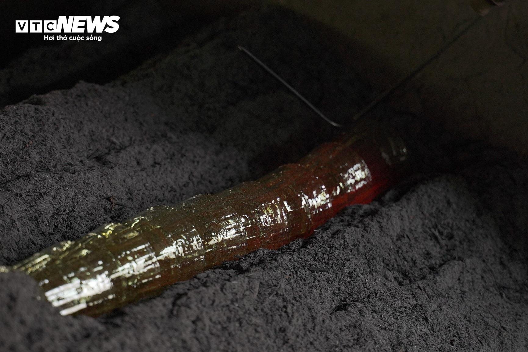 Về làng nghề làm cốc bia hơi ‘cóc gặm’ nổi tiếng Thành Nam - Ảnh 19