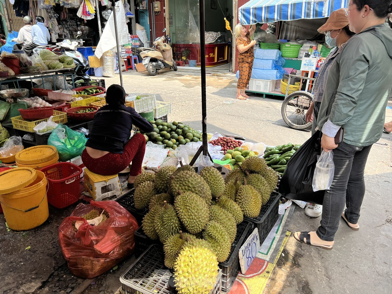 Loạn giá sầu riêng ở TPHCM - Ảnh 8