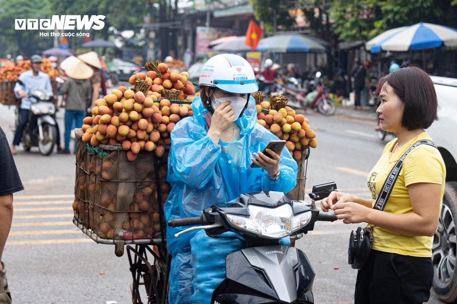 Thủ phủ vải thiều Lục Ngạn mất mùa, giá tăng gấp rưỡi - Ảnh 7