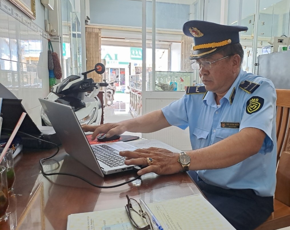 Xử phạt 12 doanh nghiệp kinh doanh vàng, trang sức, mỹ nghệ có sai phạm - Ảnh 1