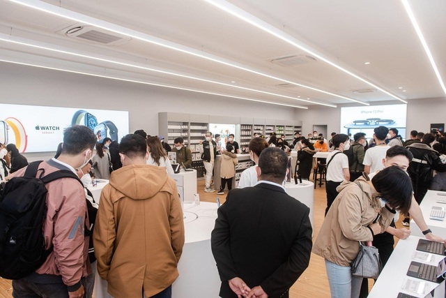 Hệ sinh thái sản phẩm Apple đầy đủ tại TopZone thu hút người dùng - Ảnh 5