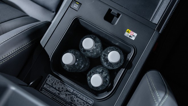 Lexus GX 2024 lộ diện tại Việt Nam: Giá dự kiến 6 tỷ, đã về đại lý nhưng số lượng siêu hiếm - Ảnh 18