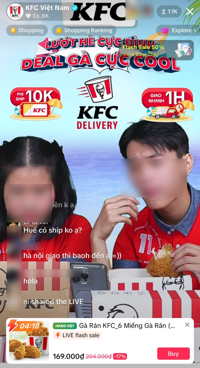 Thương hiệu gà rán "quốc dân" bất ngờ nhập cuộc livestream bán hàng trên TikTok nhưng lại gây tranh cãi - Ảnh 1
