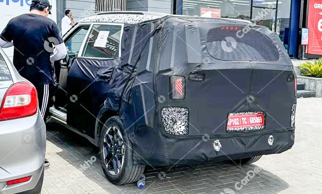 Kia Carens 2025 lộ diện rõ hơn: Ngoại thất tinh chỉnh, nội thất và trang bị an toàn dễ 'học' Seltos mới - Ảnh 2