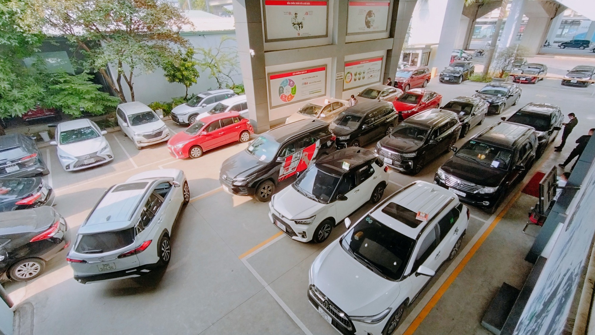 Xe cũ tại Việt Nam bùng nổ: Toyota vẫn được chuộng nhất, dân có tiền ngày càng nhiều nhưng đang mất niềm tin vì một số lý do - Ảnh 3