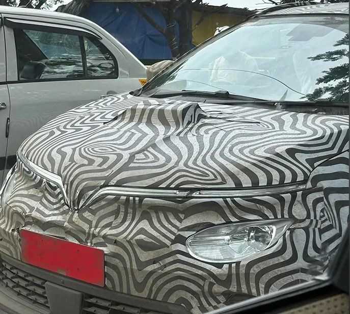 VinFast VF e34 tiếp tục lộ diện tại thị trường ô tô lớn thứ ba thế giới - Ảnh 1