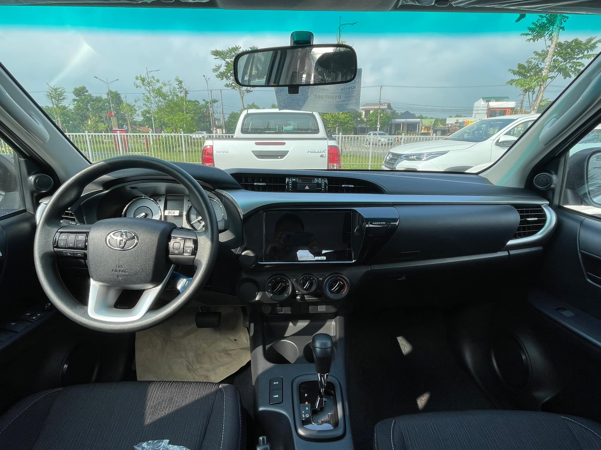 Nhiều bán tải mới ra mắt Việt Nam năm nay đấu Ranger: Triton 2024 lột xác, có mẫu lần đầu xuất hiện, giá dưới 500 triệu đồng - Ảnh 10