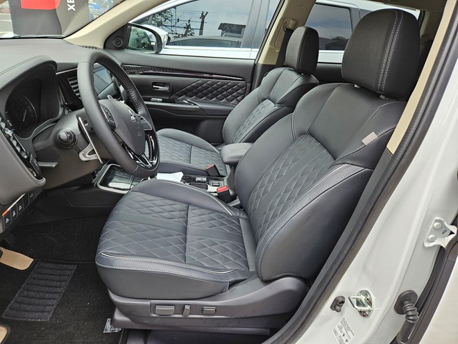 Giá Mitsubishi Outlander có 'đáy' mới: Bản tiêu chuẩn giảm còn 730 triệu, rẻ ngang Yaris Cross và Seltos - Ảnh 6