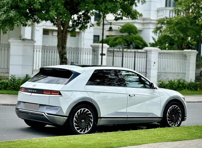 Rao bán Hyundai Ioniq 5 chạy 8.000 km giá 1,28 tỷ đồng, dân buôn xe cũ nhận định: Hợp với người thích trải nghiệm, hoặc có vài xe ở nhà - Ảnh 4