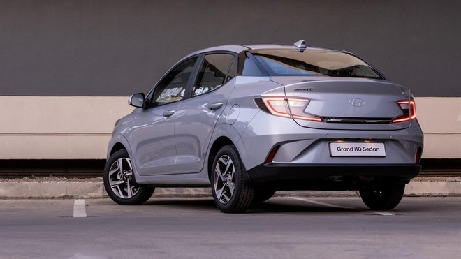 Hyundai i10 2024 lần đầu lộ diện tại Việt Nam: Mặt trước mới, đèn hậu theo 'trend', dễ trở lại ngôi vương phân khúc A - Ảnh 7