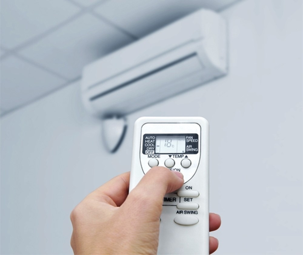 Bật điều hoà, đóng kín cửa - Sai lầm rất nhiều người mắc phải, tưởng tiết kiệm nhưng lại độc hại! - Ảnh 1