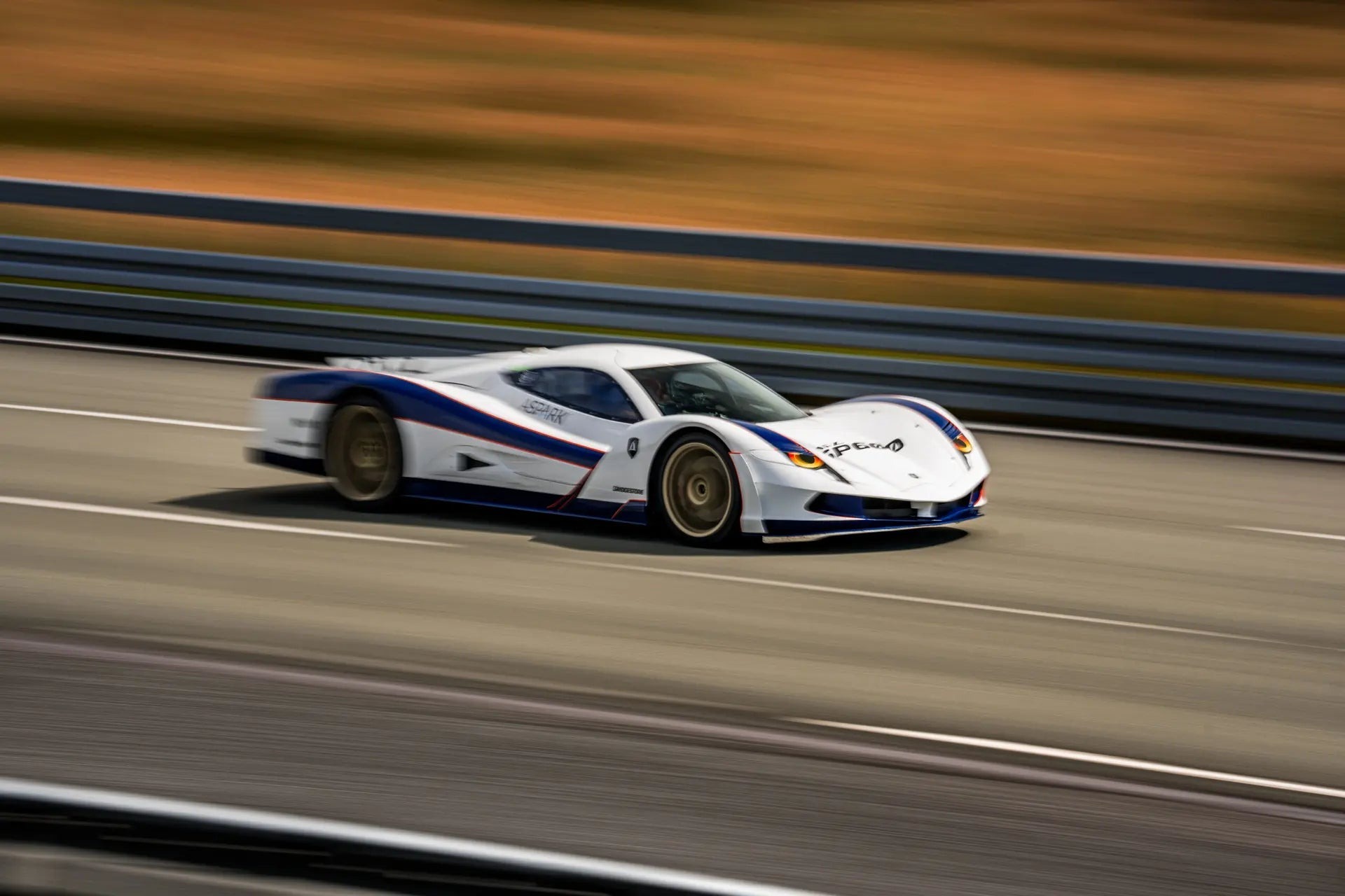 Đâu là mẫu xe điện sở hữu tốc độ nhanh nhất thế giới? - Ảnh 4