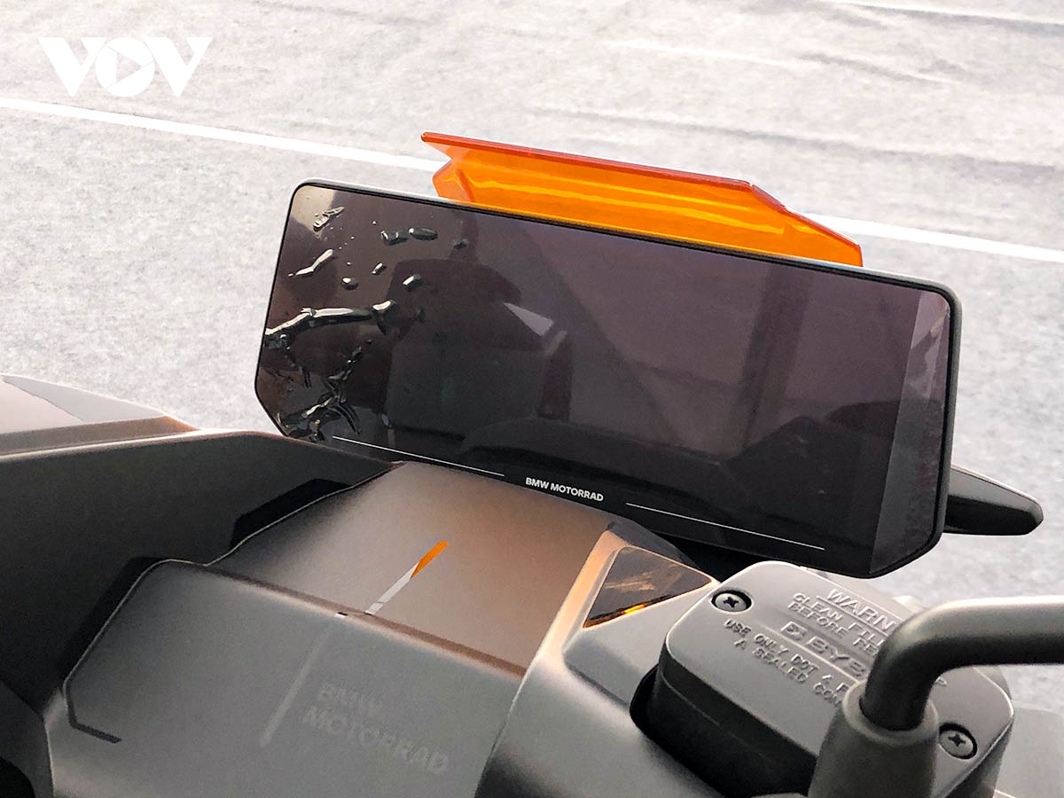 Xe ga điện BMW CE 04 giá đắt gấp 7 lần Honda SH có gì? - Ảnh 11