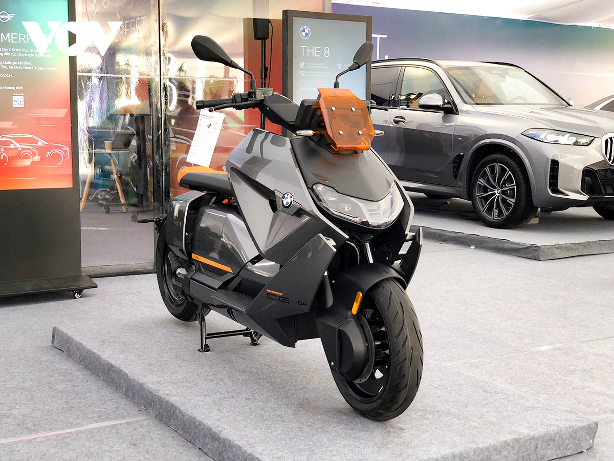 Xe ga điện BMW CE 04 giá đắt gấp 7 lần Honda SH có gì? - Ảnh 2