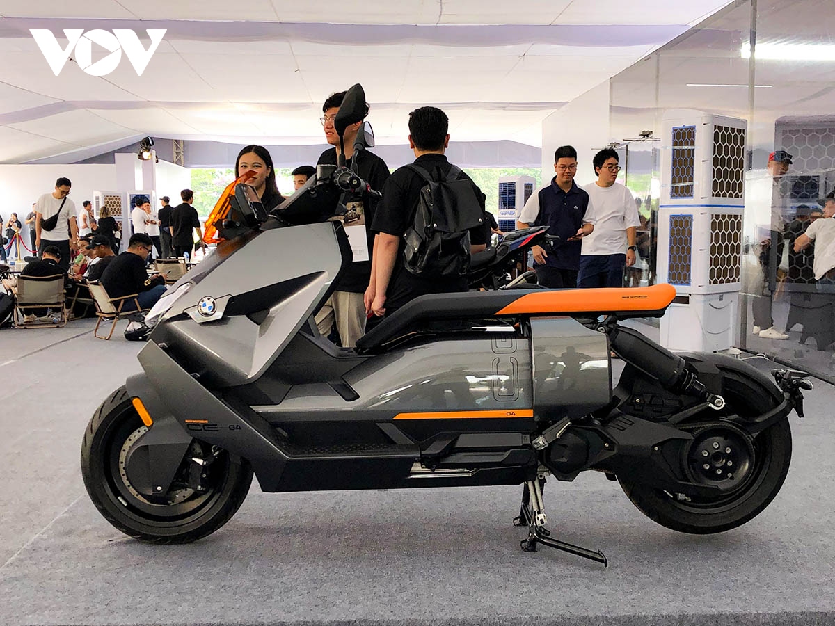 Xe ga điện BMW CE 04 giá đắt gấp 7 lần Honda SH có gì? - Ảnh 3