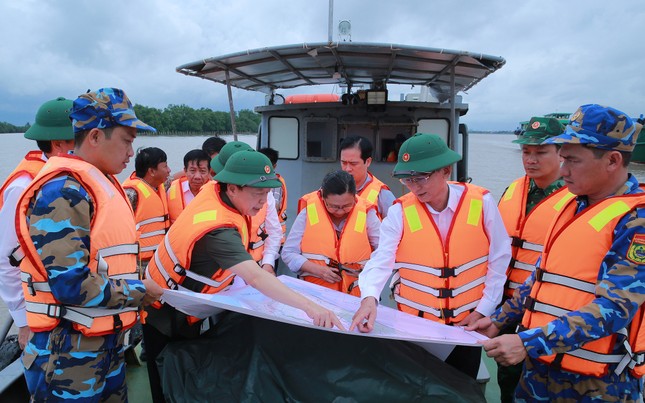 Gỡ khó nguồn cát làm cao tốc: 'Bàn để quyết chứ không bàn để đấy' - Ảnh 1